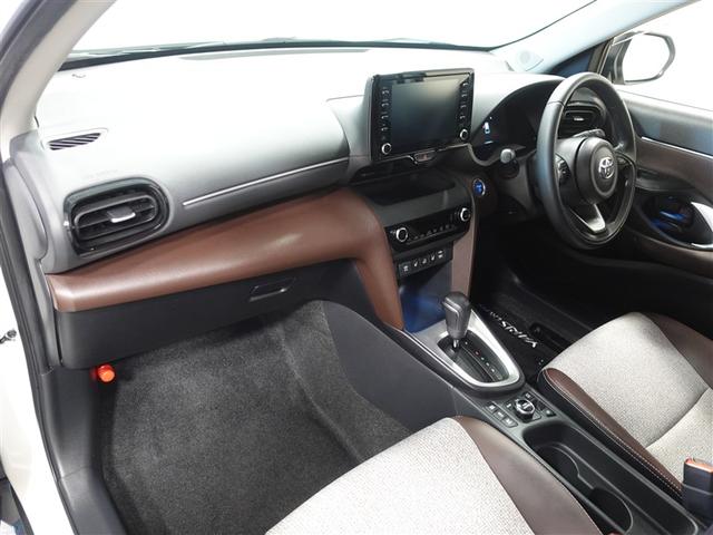 ヤリスクロス ハイブリッドZ 4WD フルセグ メモリーナビ ミュージックプレイヤー接続可 バックカメラ 衝突被害軽減システム ETC ドラレコ LEDヘッドランプ ワンオーナー 記録簿(9枚目)