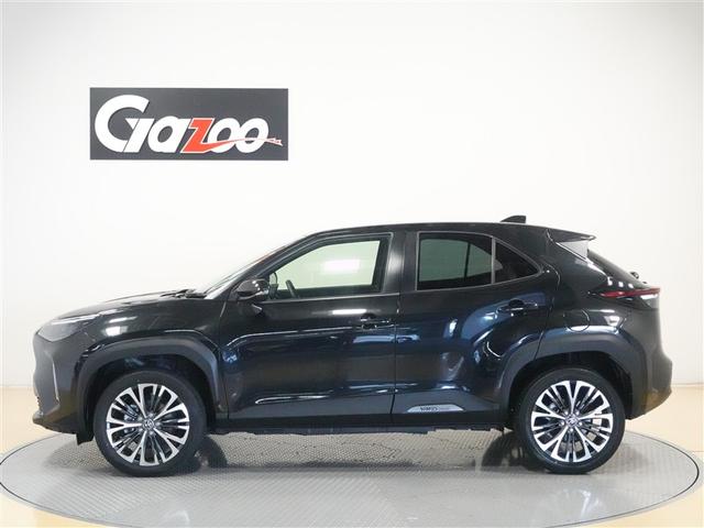 ヤリスクロス ハイブリッドＺ　ミュージックプレイヤー接続可　バックカメラ　衝突被害軽減システム　ＥＴＣ　ＬＥＤヘッドランプ　ワンオーナー　記録簿（3枚目）