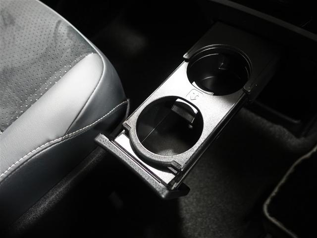 ヴォクシー ＺＳ　煌ＩＩＩ　フルセグ　メモリーナビ　ＤＶＤ再生　ミュージックプレイヤー接続可　バックカメラ　衝突被害軽減システム　ＥＴＣ　ドラレコ　両側電動スライド　ＬＥＤヘッドランプ　ウオークスルー　乗車定員７人　３列シート（29枚目）