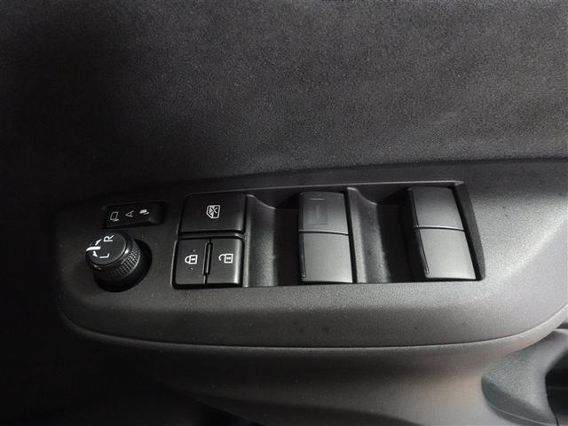 ヤリスクロス ハイブリッドG DVD再生 ミュージックプレイヤー接続可 バックカメラ 衝突被害軽減システム ETC LEDヘッドランプ ワンオーナー 記録簿(14枚目)