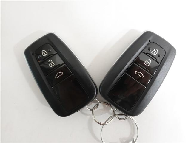 クラウンハイブリッド RSアドバンス 革シート サンルーフ フルセグ メモリーナビ DVD再生 ミュージックプレイヤー接続可 バックカメラ 衝突被害軽減システム ETC ドラレコ LEDヘッドランプ 記録簿(18枚目)