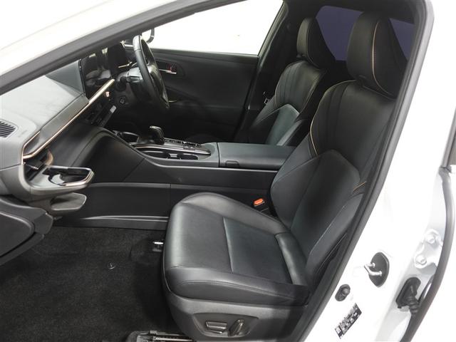 クラウンクロスオーバー Gアドバンスド・レザーパッケージ 革シート 4WD フルセグ ミュージックプレイヤー接続可 バックカメラ 衝突被害軽減システム ETC ドラレコ LEDヘッドランプ ワンオーナー フルエアロ 記録簿(6枚目)