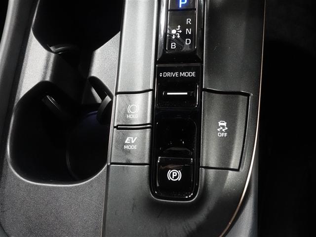 クラウンクロスオーバー Gアドバンスド・レザーパッケージ 革シート 4WD フルセグ ミュージックプレイヤー接続可 バックカメラ 衝突被害軽減システム ETC ドラレコ LEDヘッドランプ ワンオーナー フルエアロ 記録簿(28枚目)