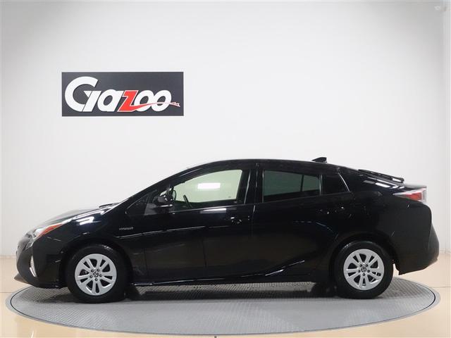 プリウス Ｓセーフティプラス　フルセグ　メモリーナビ　ＤＶＤ再生　ミュージックプレイヤー接続可　バックカメラ　衝突被害軽減システム　ＥＴＣ　ＬＥＤヘッドランプ　記録簿（3枚目）