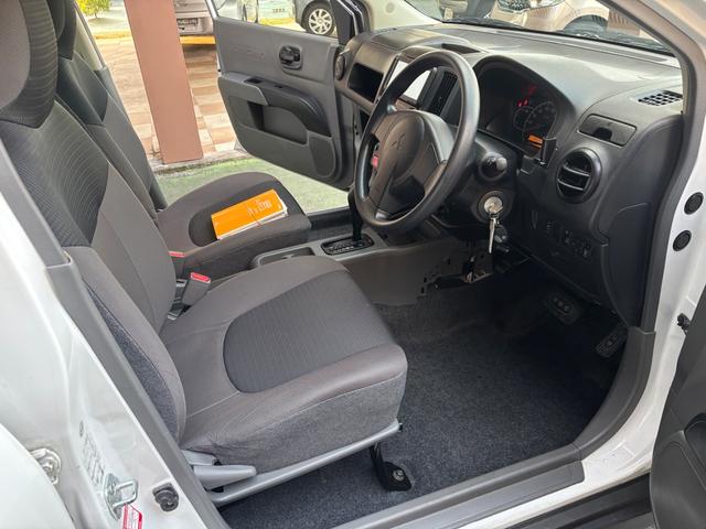 MITSUBISHI LANCER CARGO 16M