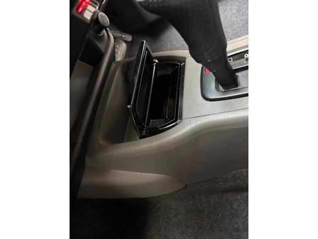 MITSUBISHI LANCER CARGO 16M