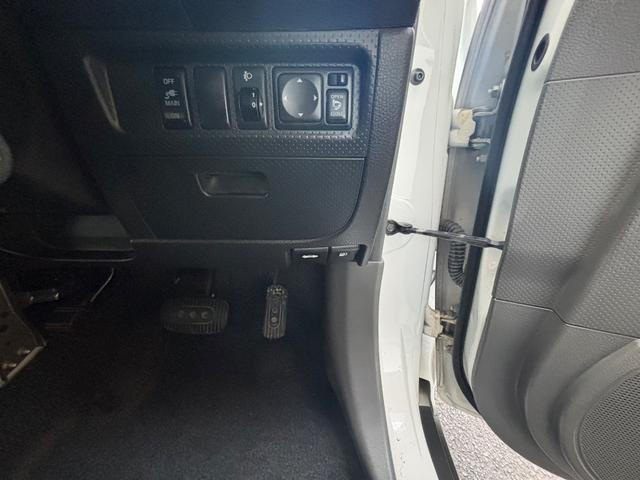 MITSUBISHI LANCER CARGO 16M