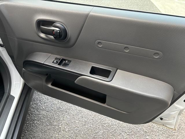 MITSUBISHI LANCER CARGO 16M