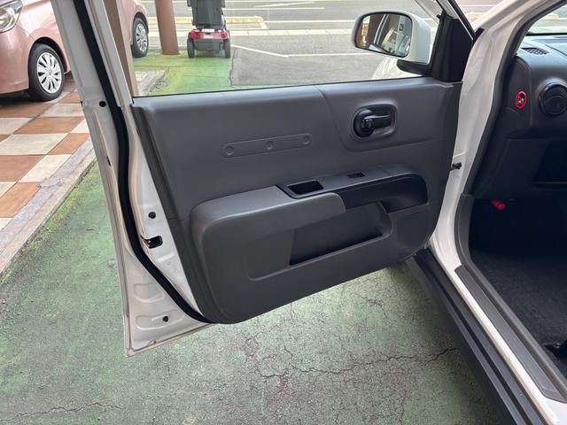 MITSUBISHI LANCER CARGO 16M