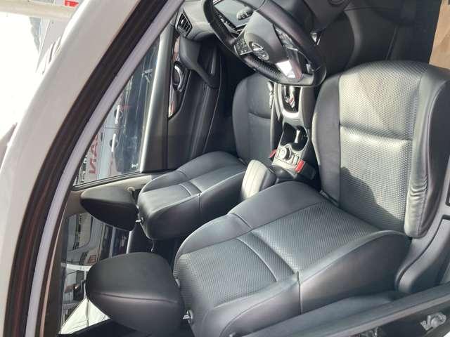 エクストレイル ２．０　２０Ｘｉ　ハイブリッド　エクストリーマーＸ　４ＷＤ（12枚目）