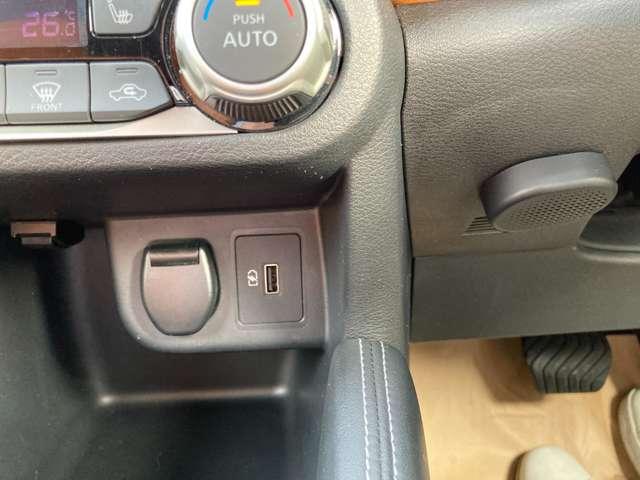 キックス １．２　Ｘ　ツートーン　インテリアエディション　（ｅ－ＰＯＷＥＲ）　純正ナビ　純正ＥＴＣ　純正ドラレコ（8枚目）