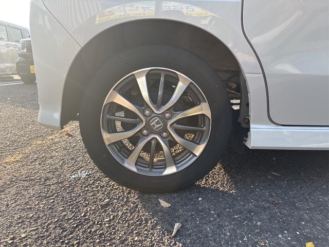 Ｎ－ＢＯＸカスタム Ｌ　社外ナビ・ＴＶ／バックカメラ／スマートキー／オートライト／ＬＥＤヘッドライト／シートヒーター／ＥＴＣ／左側パワースライドドア／安全装備付き（20枚目）