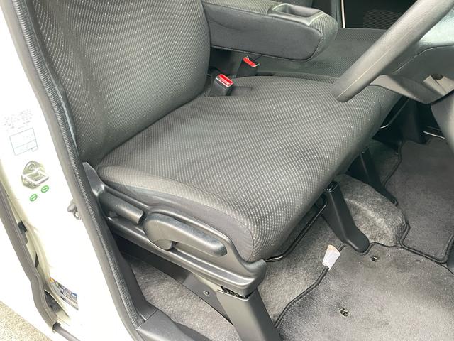 N-BOX G・Lパッケージ /車検2年整備付/純正8インチナビ/Bluetooth/DTV/DVD/バックカメラ/ETC/HIDオートライト/両側パワースライド/プラズマクラスター搭載オートエアコン/スマートキー/禁煙車(45枚目)