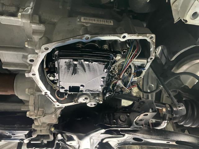 N-BOX G・Lパッケージ /車検2年整備付/純正8インチナビ/Bluetooth/DTV/DVD/バックカメラ/ETC/HIDオートライト/両側パワースライド/プラズマクラスター搭載オートエアコン/スマートキー/禁煙車(74枚目)