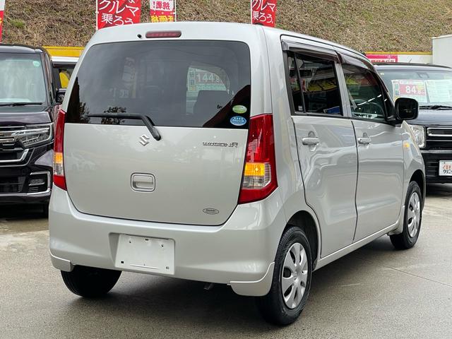 ワゴンＲ ＦＸ　／車検２年整備付／走行４．９万ｋｍ／ＣＤ／ＥＴＣ／キーレス／電動ドアミラー／ベンチシート／Ｗエアバック／ＡＢＳ／（16枚目）