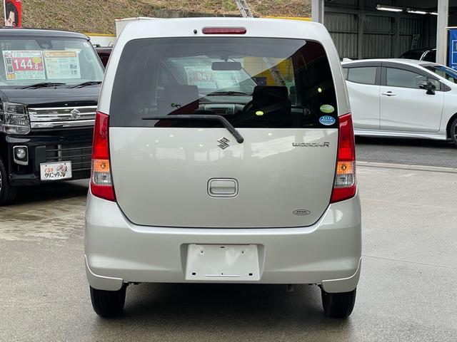ワゴンＲ ＦＸ　／車検２年整備付／走行４．９万ｋｍ／ＣＤ／ＥＴＣ／キーレス／電動ドアミラー／ベンチシート／Ｗエアバック／ＡＢＳ／（17枚目）