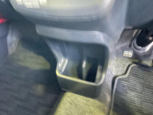 ワゴンR FX /アイドリングストップ/CVT/CD/ETC/キーレス/電動ミラー/ベンチシート/フルフラット/禁煙車/エアコンコンプレッサー交換済(30枚目)