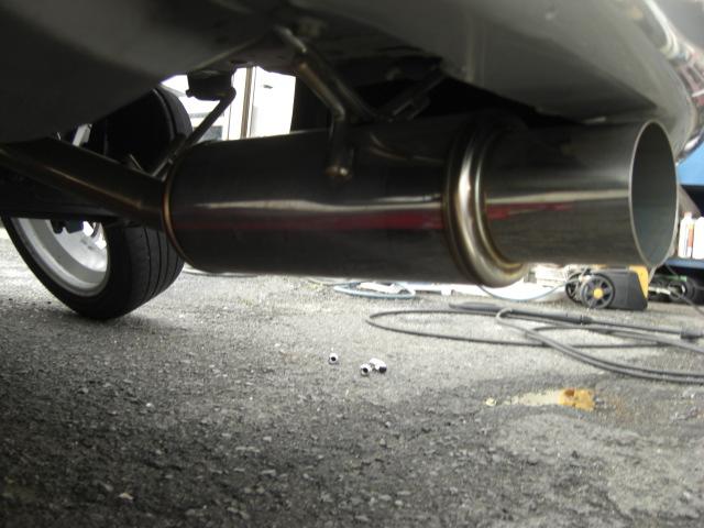 サニー EXサルーン RSRダウンサス カヤバショック 外マフラー ETC ナビ TV リア3面フィルム 純正あり BBSホイル(11枚目)