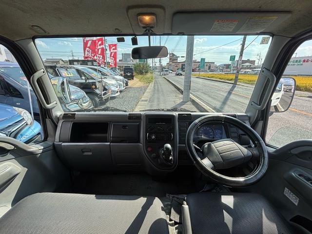 キャンターガッツ Ｗキャブロング全低床ＳＡ　ターボ／６人乗り／５ＭＴ／ユーザー買取車／（7枚目）