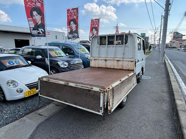 キャンターガッツ Ｗキャブロング全低床ＳＡ　ターボ／６人乗り／５ＭＴ／ユーザー買取車／（11枚目）