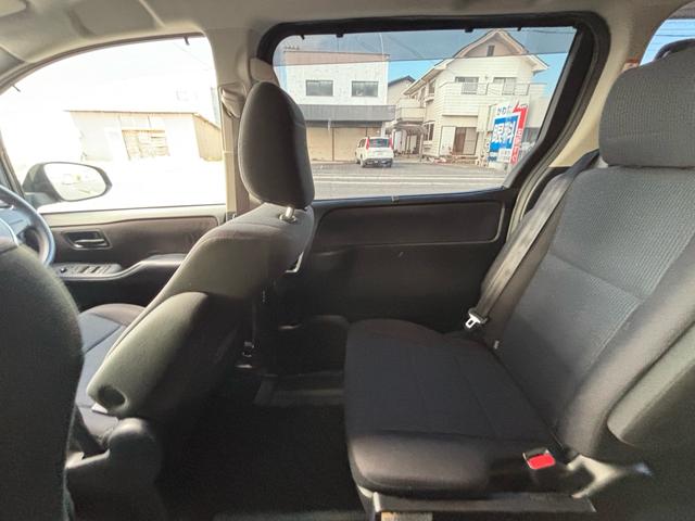 ヴォクシー Ｘ　７人乗り／アルパイン１０インチナビ／バックカメラ／Ｂｌｕｅｔｏｏｔｈ／アルパインフリップダウンモニター／片側パワースライドドア／スマートスペアキー／ＬＥＤヘッドライト（41枚目）