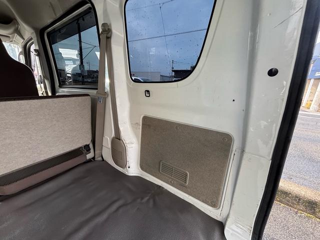 スクラム PCスペシャル 4WD/ブレーキサポート/純正CDオーディオ/ユーザー買取車/キーレス/両側スライド(20枚目)