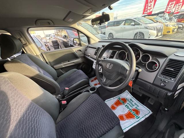 クロスロード １８Ｌ　Ｘパッケージ　サンドベージュ色替全塗装済／７人乗／純正ナビ／バックカメラ／キーレス／ＥＴＣ（14枚目）