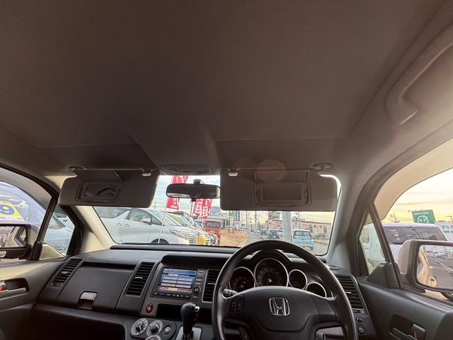 クロスロード １８Ｌ　Ｘパッケージ　サンドベージュ色替全塗装済／７人乗／純正ナビ／バックカメラ／キーレス／ＥＴＣ（37枚目）