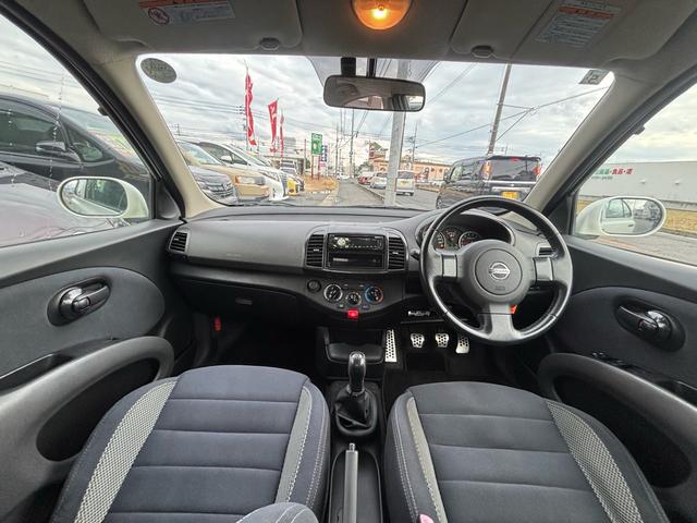 マーチ １２ＳＲ　５ＭＴ／社外ＣＤオーディオ／ユーザー買取車／オーテックタワーバー／ＥＴＣ（2枚目）