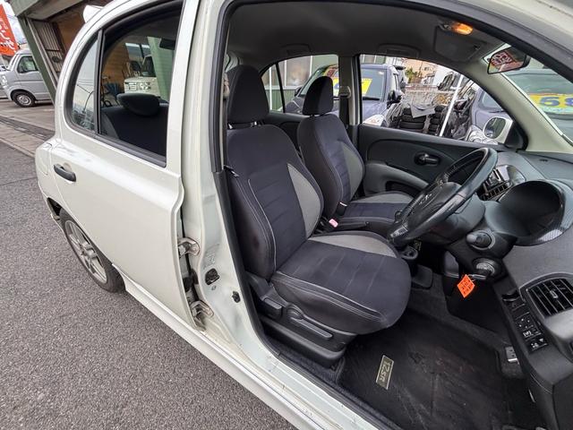 マーチ １２ＳＲ　５ＭＴ／社外ＣＤオーディオ／ユーザー買取車／オーテックタワーバー／ＥＴＣ（9枚目）