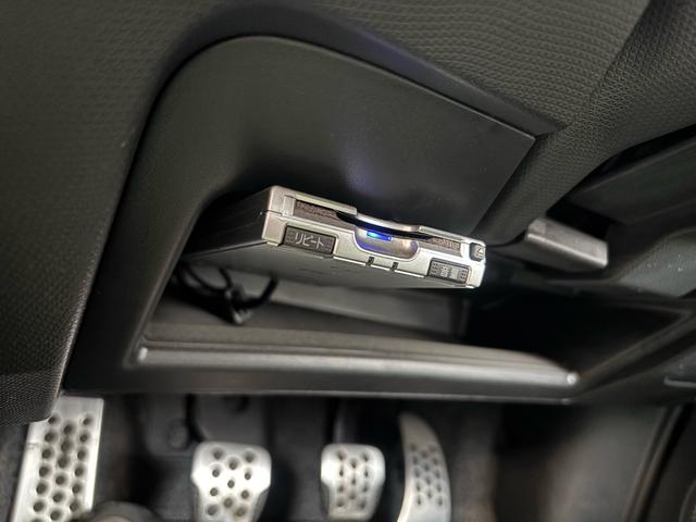 マーチ １２ＳＲ　５ＭＴ／社外ＣＤオーディオ／ユーザー買取車／オーテックタワーバー／ＥＴＣ（27枚目）