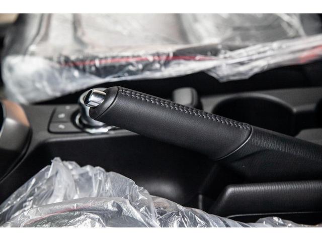 ＭＡＺＤＡ２ ＸＤスポルト＋　登録済未使用車　運転席・助手席シートヒーター　ステアリングヒーター　運転席６Ｗａｙパワーシート・ドライビングポジションメモリー機能　ＬＥＤヘッドライト　３６０°ビューモニター．（19枚目）
