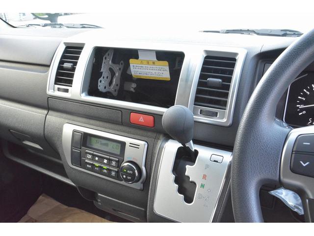 ハイエースバン  FLEX ReClassic 丸目ヘッドライトキット TOYOTAエンブレム付き アルティメットヘッドバルブH4クラシックカラー パノラミックビューモニターパック デジタルインナーミラー 両側パワスラ(23枚目)