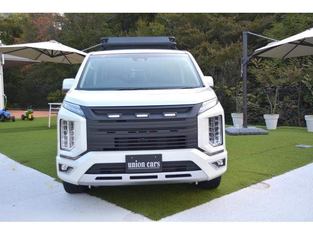 デリカD:5 G パワーパッケージ JAOAフロントグリル(3連LED)/ルーフラック(アルミ製150kg耐荷)/リアラダー/マッドフラップ(サンドベージュ)/8人乗り/アラウンドビューモニター/ドライブレコーダー/パワーバックドア(6枚目)