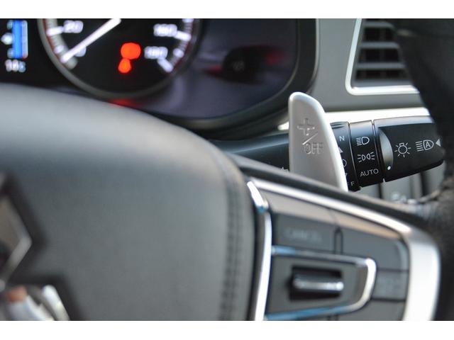 デリカD:5 G パワーパッケージ JAOAフロントグリル(3連LED)/ルーフラック(アルミ製150kg耐荷)/リアラダー/マッドフラップ(サンドベージュ)/8人乗り/アラウンドビューモニター/ドライブレコーダー/パワーバックドア(22枚目)