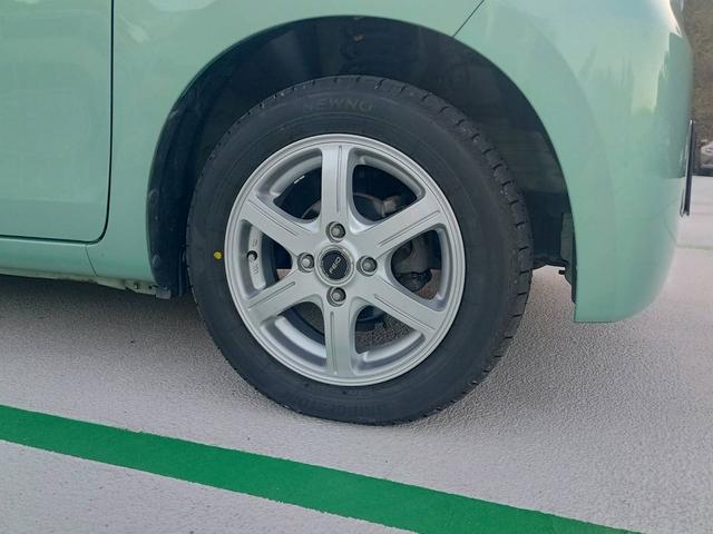 新品ブリジストンタイヤを装着！タイヤ溝７ｍｍ！ホイールも綺麗な状態を保っています。