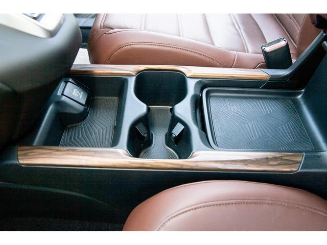 CR-Vハイブリッド EX・マスターピース 純正ナビ フルセグ バックカメラ パワーバックドア ETC2.0 クルーズコントロール パドルシフト 電動パーキング サンルーフ パワーシート シートヒーター(16枚目)