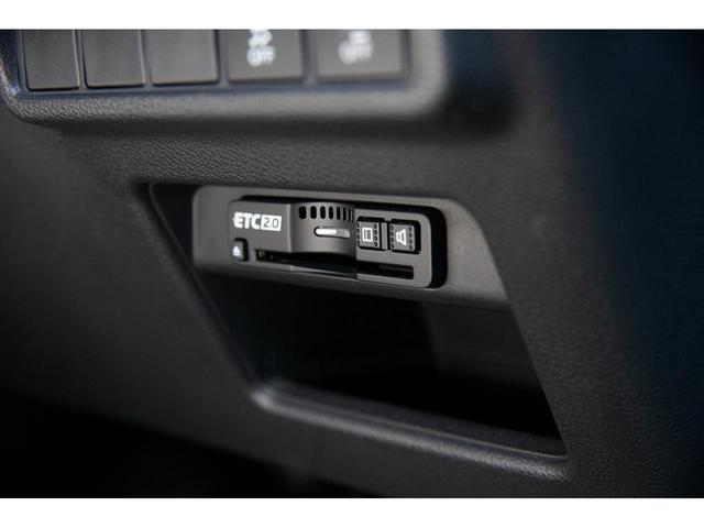 CR-Vハイブリッド EX・マスターピース 純正ナビ フルセグ バックカメラ パワーバックドア ETC2.0 クルーズコントロール パドルシフト 電動パーキング サンルーフ パワーシート シートヒーター(21枚目)