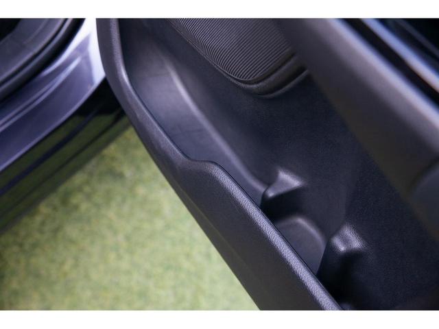 CR-Vハイブリッド EX・マスターピース 純正ナビ フルセグ バックカメラ パワーバックドア ETC2.0 クルーズコントロール パドルシフト 電動パーキング サンルーフ パワーシート シートヒーター(29枚目)