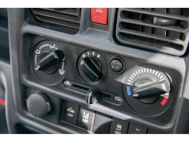 キャリイトラック ＫＣエアコン・パワステ　ユーザー下取車　ワンオーナー　ジムキャリーフェイスキット　オープンカントリー（１４５／８０Ｒ１２）　アッパーメンバーガード　ドライブレコーダー　ＬＥＤヘッドライト　オートマチックハイビーム（10枚目）