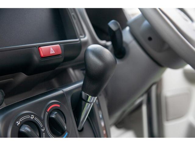 スクラム バスター バンパー・STYLEマフラー・リフトアップキット・シーケンシャルLEDテールランプ(プラスライン) フォグランプ ディスプレイオーディオ(WOWAUTO)取付 フロアマット(13枚目)