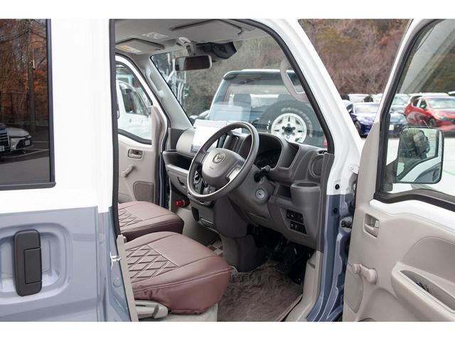 �G�N�X�e���A�����łȂ��A�C���e���A�ɂ��S�肠��P��I��^�f�B�X�v���C�I�[�f�B�I�ŉ����̉f�����y���߂܂���V�[�g�J�o�[�ŉ��K�������߂Ă��܂��B