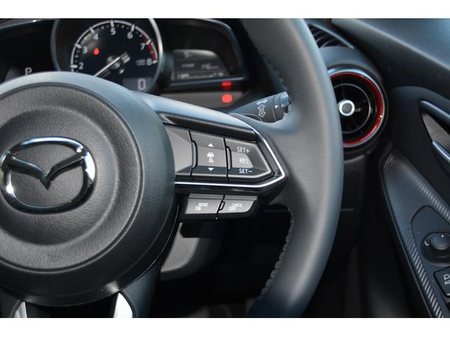 �X�e�A�����O�n���h���E���́A�}�c�_���[�_�[�N���[�Y�R���g���[���i�l�q�b�b�j�������H�ȂǂŁA�葬���s�A�����Ǐ]����@�\�t���̑��삪�\�B