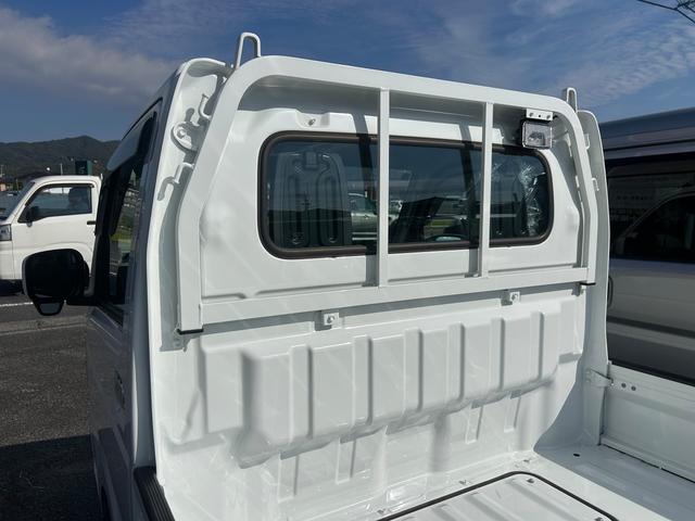 ミニキャブトラック Ｇ　４ＷＤ　ＭＴ　衝突被害軽減システム　クリアランスソナー　レーンアシスト　アイドリングストップ　電動格納ミラー　オートライト　ＥＳＣ　エアコン　パワーウィンドウ　運転席エアバッグ（12枚目）