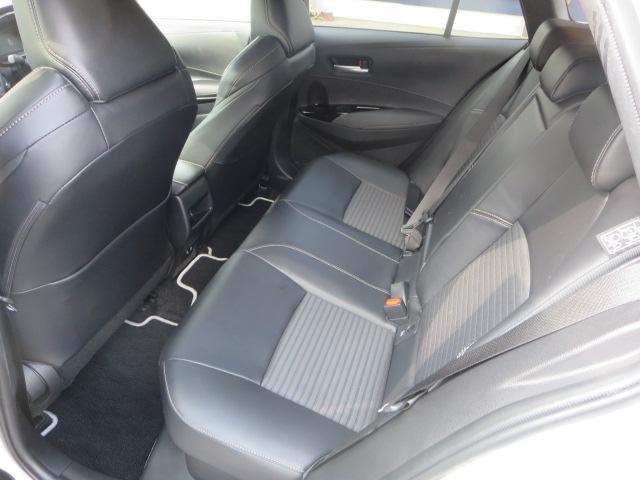 カローラツーリング ハイブリッド ダブルバイビー(14枚目)