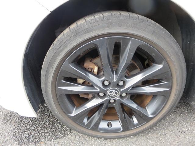 カローラツーリング ハイブリッド ダブルバイビー(19枚目)