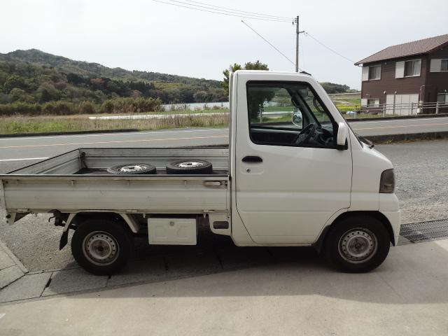 クリッパートラック 　２ＷＤ　５ＭＴ　エアコン付　パワステ付（4枚目）