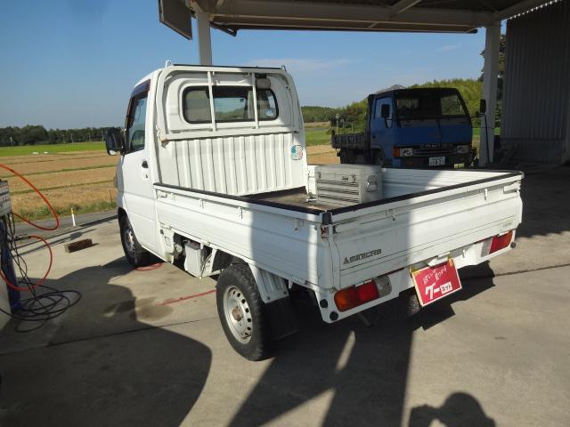 ミニキャブトラック 4WD 5MT エアコン付 パワステ付(8枚目)