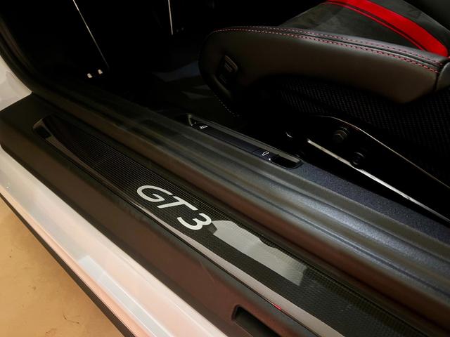 ９１１ ９１１ＧＴ３　クラブスポーツＰＫＧ　フロントリフティングシステム　ＬＥＤヘッドライトＰＤＬＳ（10枚目）