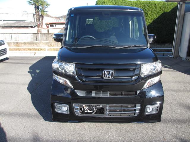 N-BOXカスタム G ターボSSブラックスタイルパッケージ 純正8インチナビ 純正11インチフリップダウンモニター バックカメラ ビルトインETC クルーズコントロール シートヒーター 両側パワースライドドア 無事故車 保証付き(2枚目)